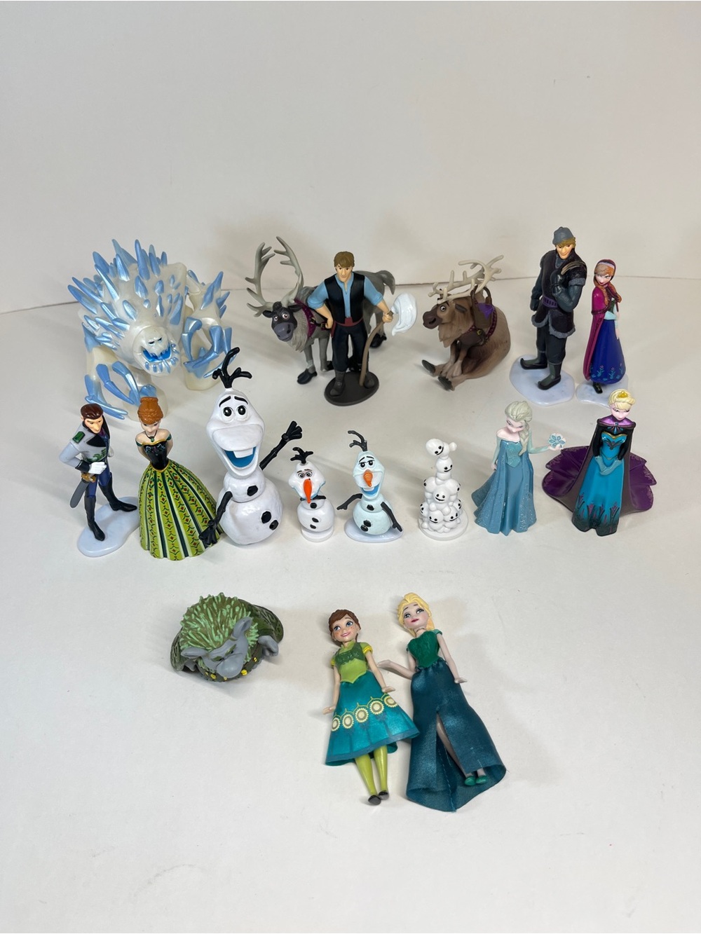 Disney Frozen Toy Figure Lot Elsa Anna Olaf Ice Monster Sven Kristoff Snowgies